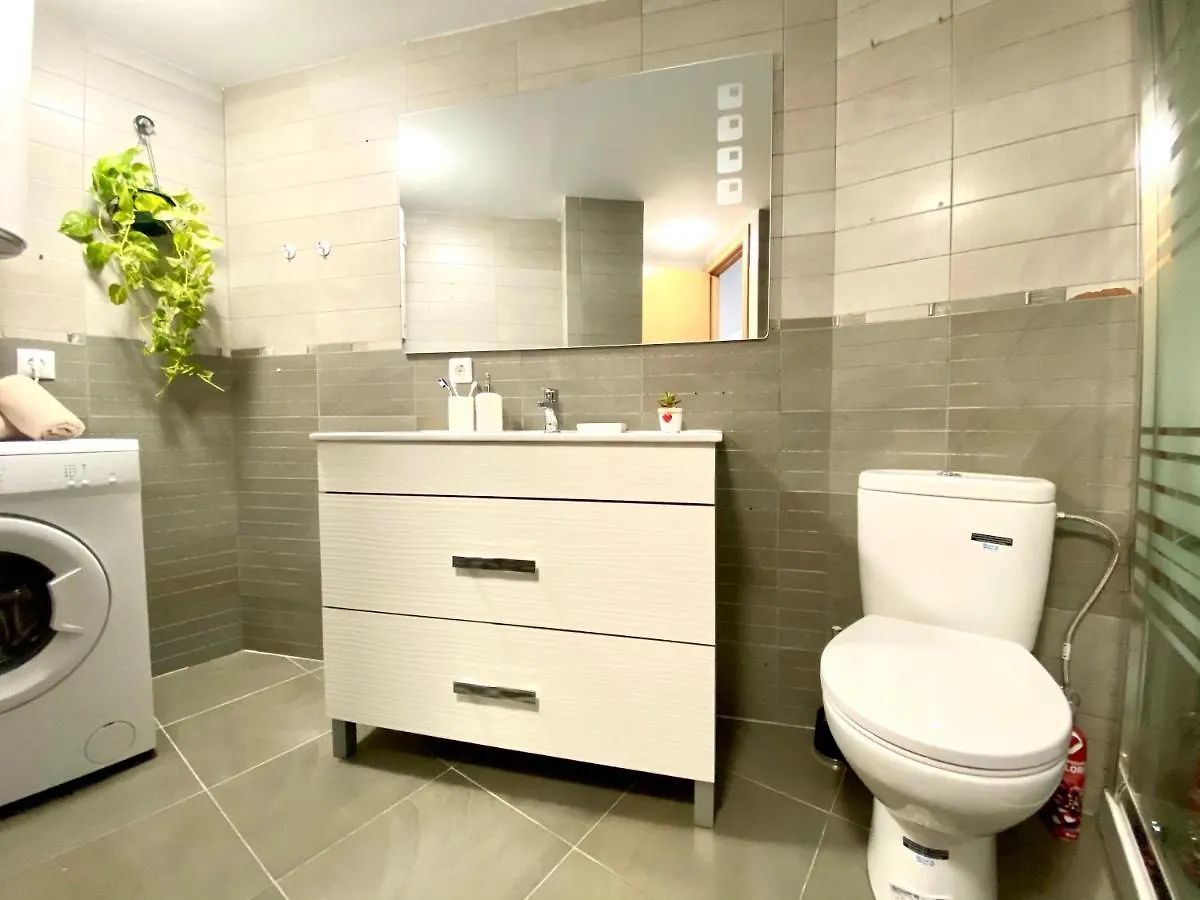 Excelente Apartamento La Pineda Lägenhet